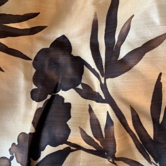 TALBOTS size cream A-line silkblend skirt in excellent condition - Picture 4 of 6